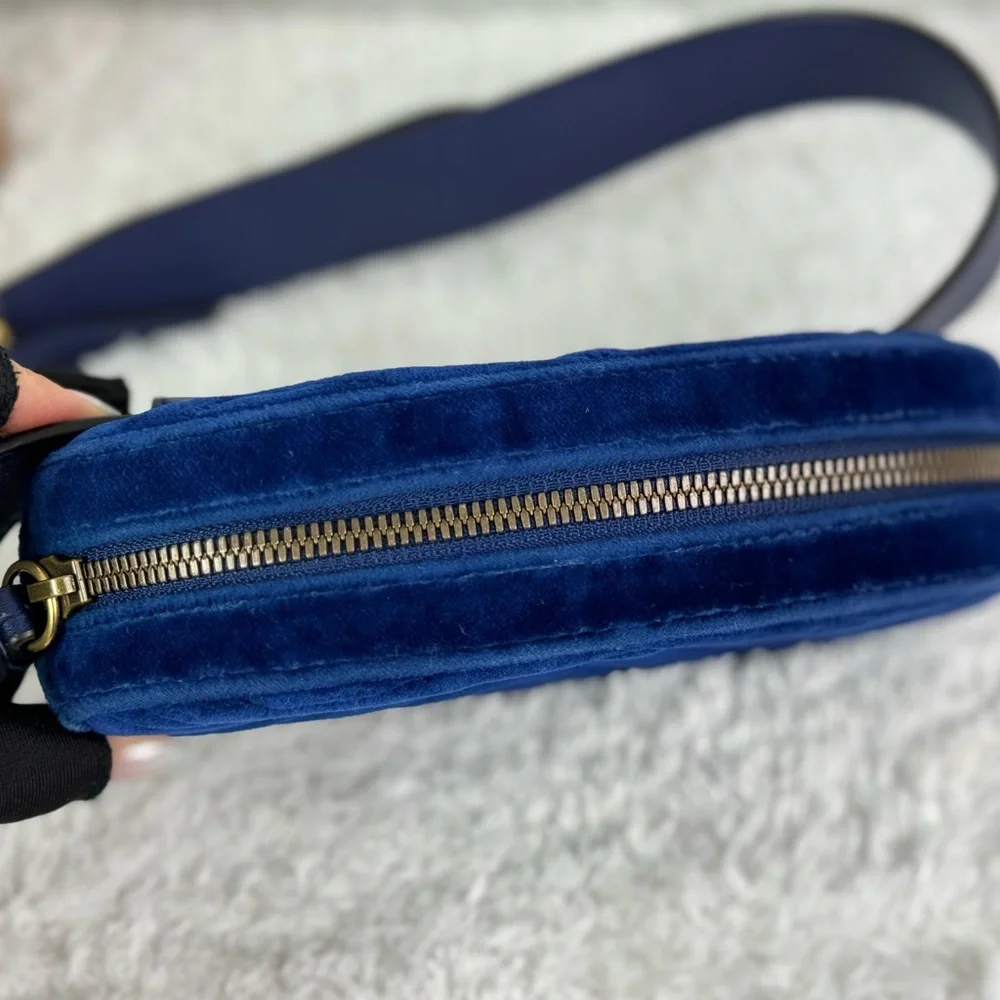 Gucci GG Marmont Matelasse Velvet Belt Bag - Picture 6 of 11